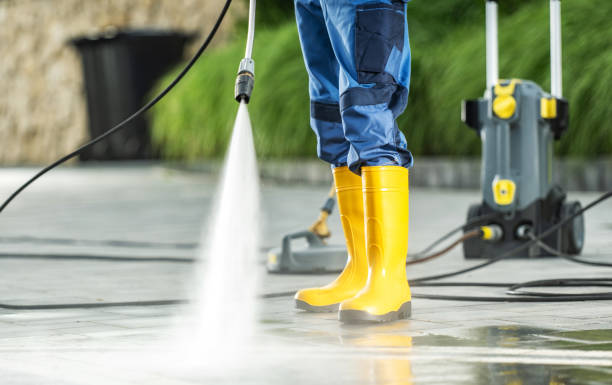 Best Pressure Washing Company Near Me  in Bettendorf, IA